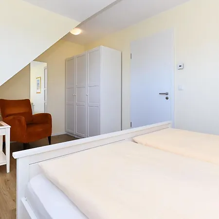 Holiday home Seehuus - Uns Huus Ant Kuest Bensersiel